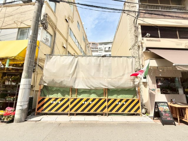 練馬区練馬4丁目　建築条件無し売地