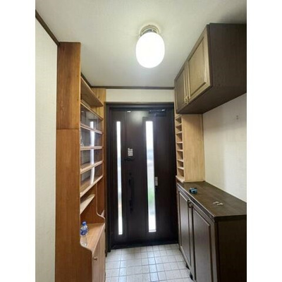 【玄関】 | 地下車庫ガレージ戸建て