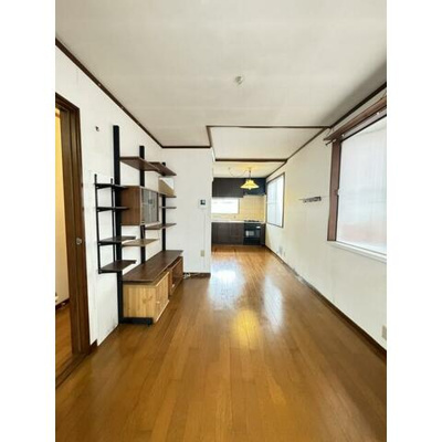 【居間・リビング】 | 地下車庫ガレージ戸建て