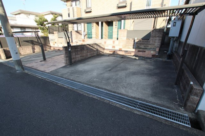 【駐車場】 | ヒルズコート