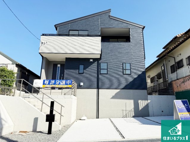 神戸市北区筑紫が丘　第3期　新築一戸建ての外観|お客様に長く安心して住んでいだだける事にこだわった家づくり！住んでからのアフターサービスにもしっかりと取り組んでいます！