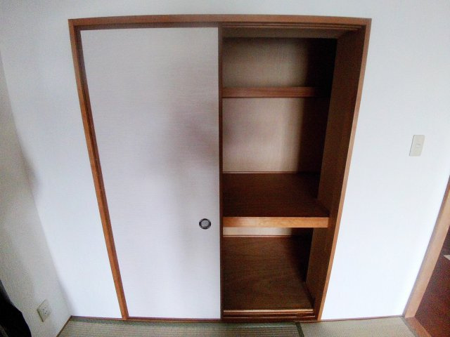 アゼリア六甲の収納