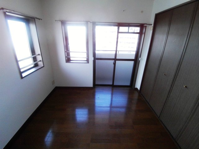 アゼリア六甲の居間・リビング