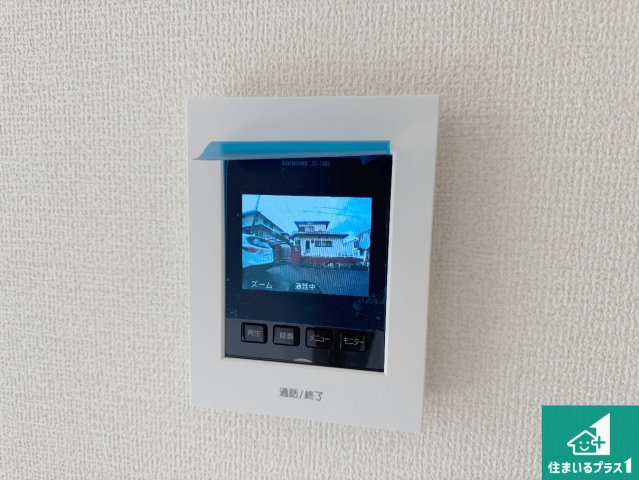 神戸市北区筑紫が丘　第3期　新築一戸建ての防犯設備|カラーモニターインターホン！声だけでなく来訪者の姿や顔がモニターで確認できるので、小さなお子様がいらっしゃるご家庭でも安心できます！