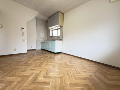 【居間・リビング】 | 原町２階建貸家