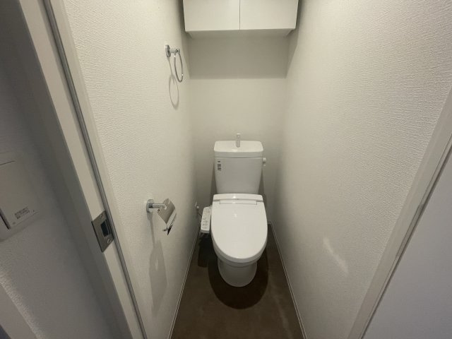 セレニテ新大阪グランデ ミリュー　仲介手数料無料のトイレ