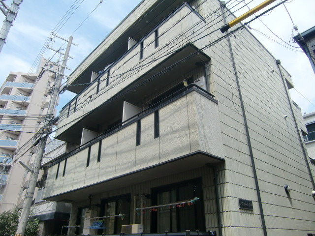 リブェール六甲の外観