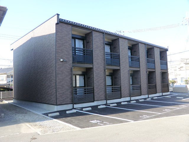 三木市大塚１丁目のアパートの外観