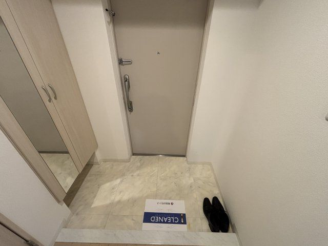 コンフォリア北小金の玄関
