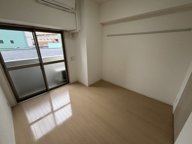 コンフォリア北小金の洋室