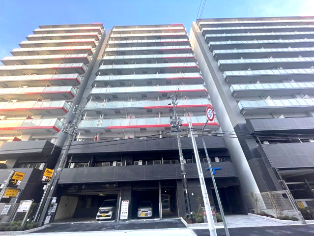 セレニテ新大阪グランデ　ミリューの外観