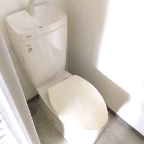 ことぶきビルのトイレ