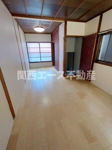  | 江瀬美町貸家