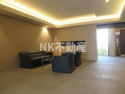 【エントランス】 | Gran Le Ciel（高井田賃貸） | ゆとりのあるエントランスです