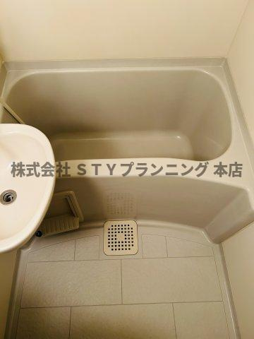 仲介手数料０円！プロビデンス新瑞橋の浴室