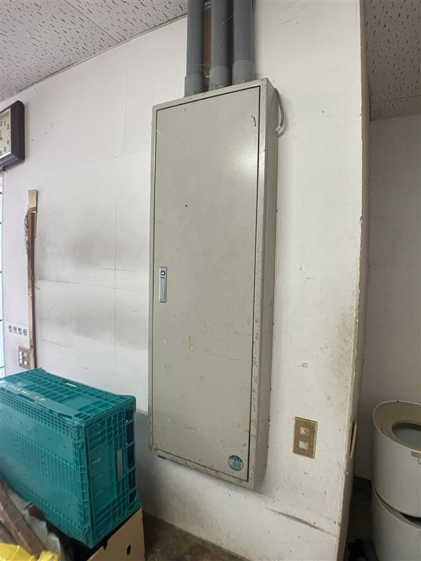 ヱヶ屋敷貸店舗の内装