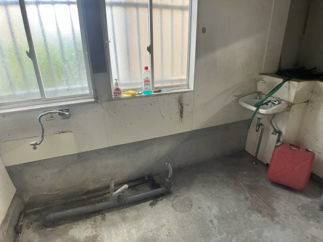 ヱヶ屋敷貸店舗の内装