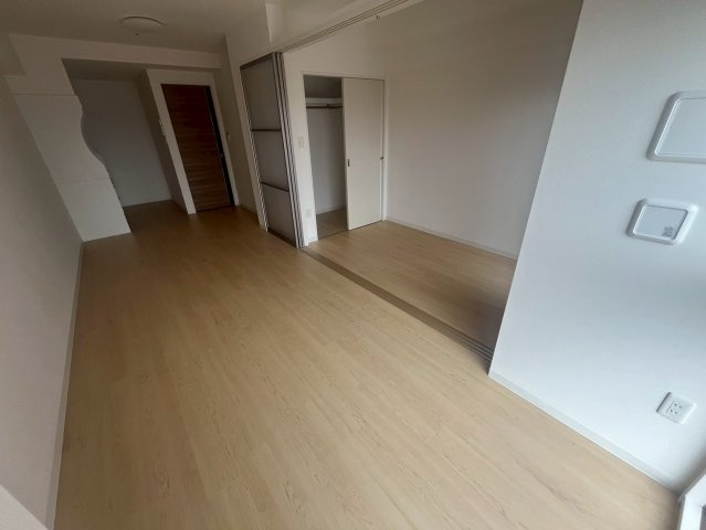 セレニテ本町グランデの居間・リビング