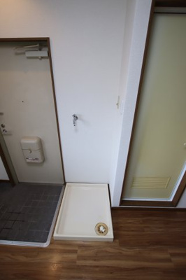 【設備】 | リバーサイド小車1号棟 | 室内洗濯機置場