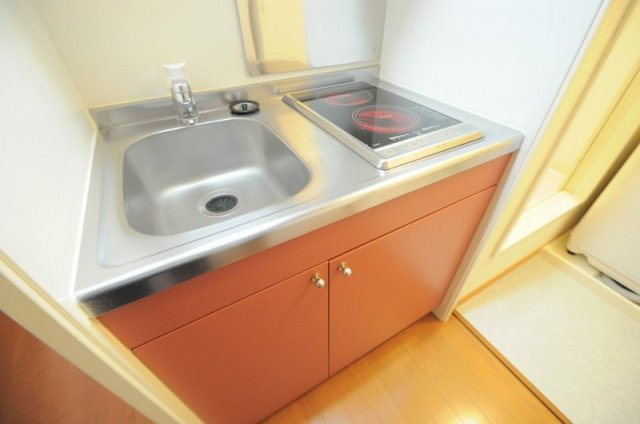 レオパレスＯｂｕＲｙｕｓｅｉのキッチン