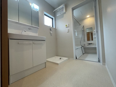 【脱衣所】 | 中古一戸建　高知市旭天神町（西棟　未使用）