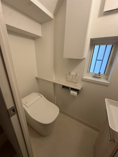 連島中央　売家のトイレ|トイレもきれいです