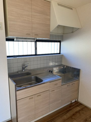 【キッチン】 | エステートピア２１ | 吊戸棚付き