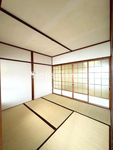 聖和荘 の居間・リビング