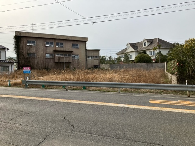 湯梨浜町龍島ファミマ前土地の外観