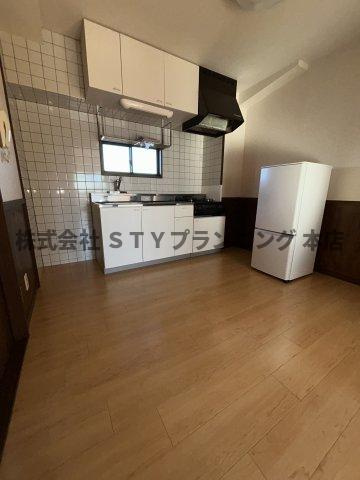 仲介手数料０円！ハウスメイトⅡの居間・リビング