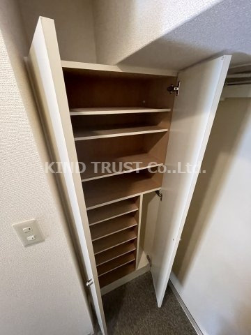 M&Mウメダイーストの収納