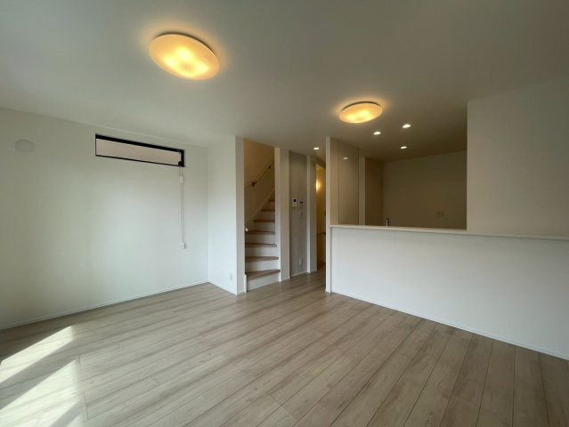 横浜市鶴見区下野谷町4丁目 新築戸建て【仲介手数料無料】