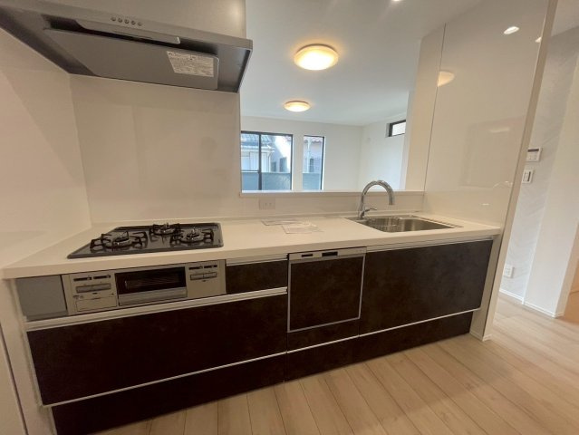 横浜市鶴見区下野谷町4丁目 新築戸建て【仲介手数料無料】