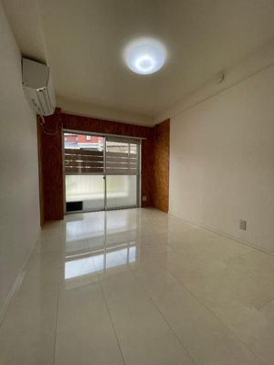 【居間・リビング】 | グランジュテ矢取 | おしゃれな居間です※別号室の写真になります