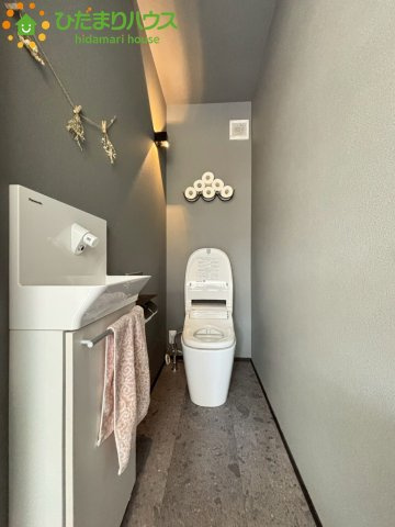 深谷市武蔵野　中古一戸建てのトイレ|手洗い付きおトイレなので、
すぐに手が洗えて清潔✧