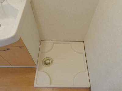 【その他】 | クレシアＢ | 洗濯機置場