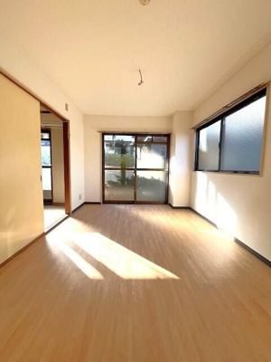 【居間・リビング】 | 岡部マンション