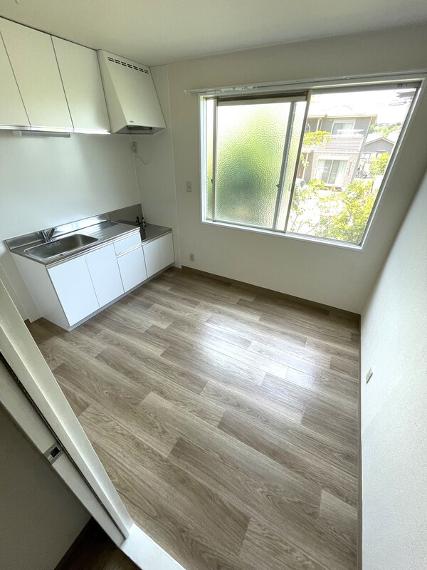 グランドヒル岡上Aの居間・リビング