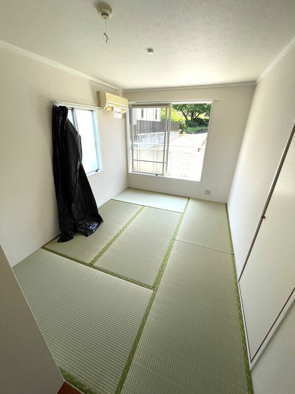 グランドヒル岡上Aの寝室