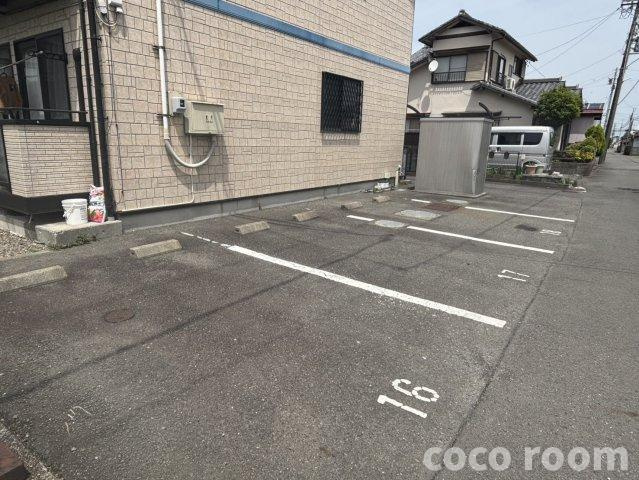 Bayside駿河の駐車場