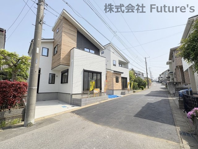 流山市加4丁目　新築戸建　全2棟　1号棟の前面道路含む現地写真|前面道路含む現地写真です。