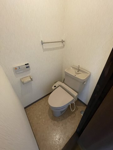 クリスタルコートⅠのトイレ
