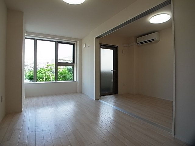 神戸市兵庫区下三条町の賃貸マンション