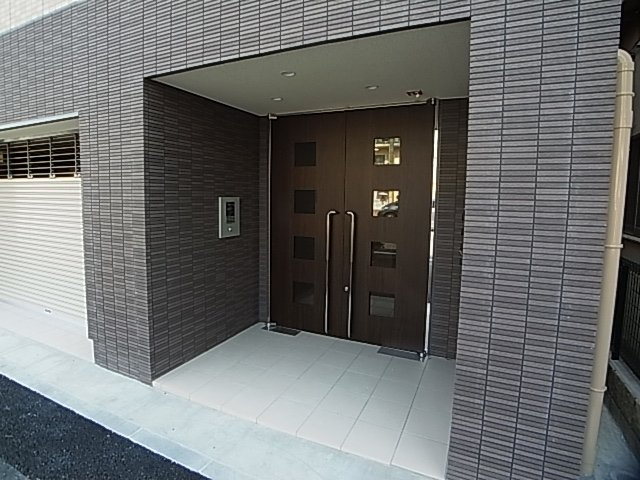 神戸市兵庫区下三条町の賃貸マンション