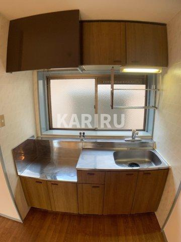 フラワーハイム鶴見のキッチン