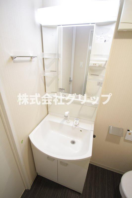 HY's YOKOHAMA LIGAREの独立洗面台