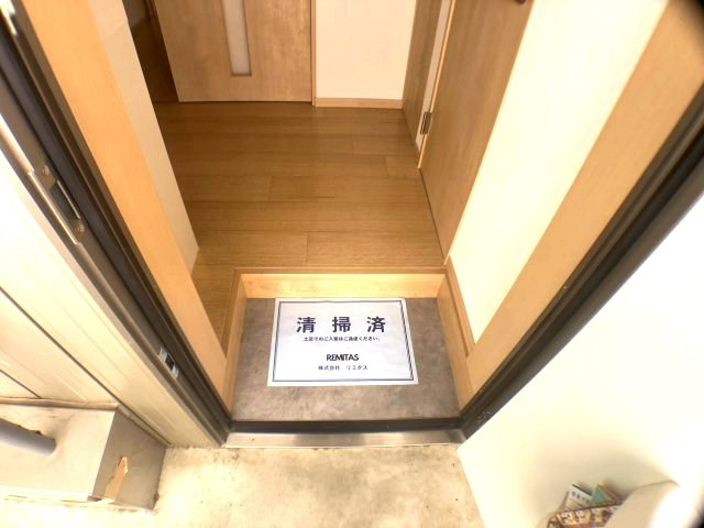 森田コーポの玄関