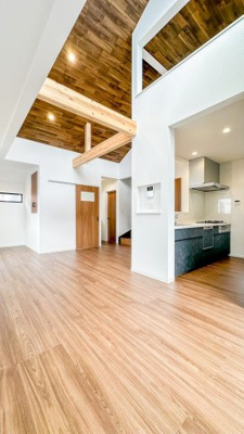 【居間・リビング】 | 藤沢市亀井野4丁目 新築戸建 全4棟