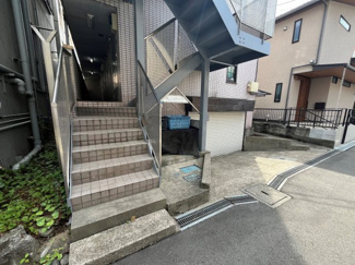 【エントランス】