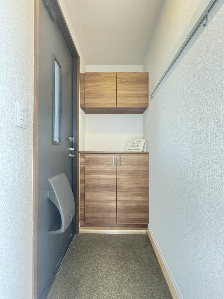 バリュージュ・シオン　Ａ棟の玄関|きれいな玄関です♪